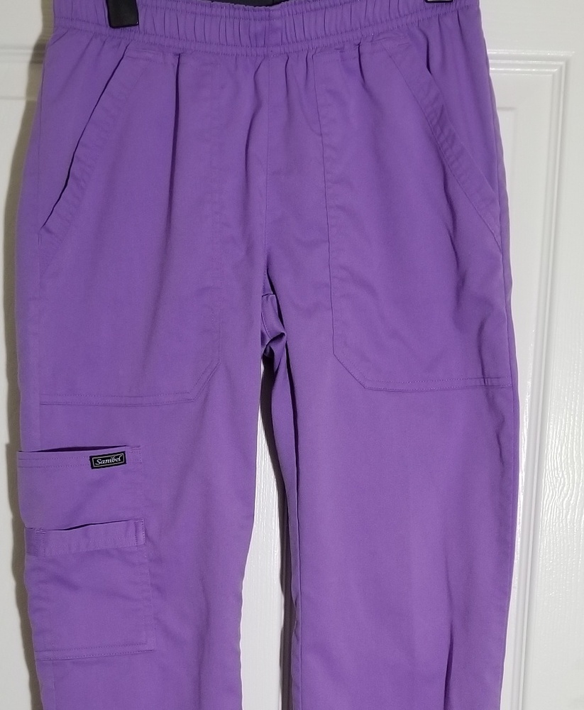Scrub set - Picture 2 of 3